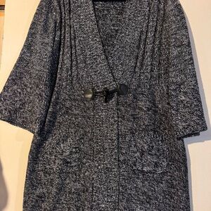 Covington Women's Cardigan in Black and Gray